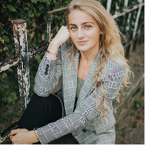 @elena_dxb