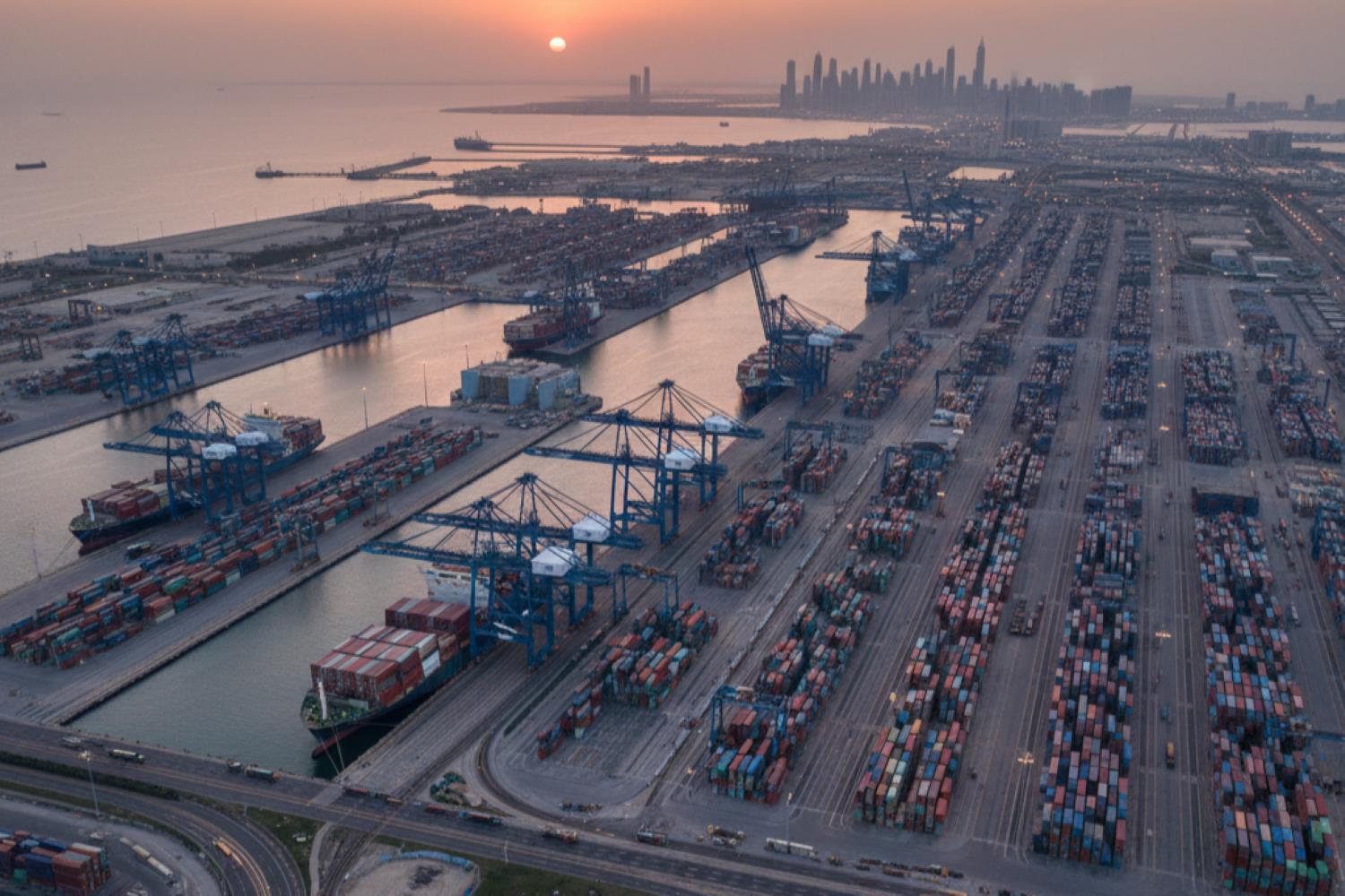 Регистрация компании в Jebel Ali Free Zone (JAFZA) в Дубае